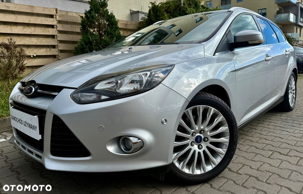 Ford Focus Turnier 1.6 EcoBoost Start-Stopp-System Titanium - 2