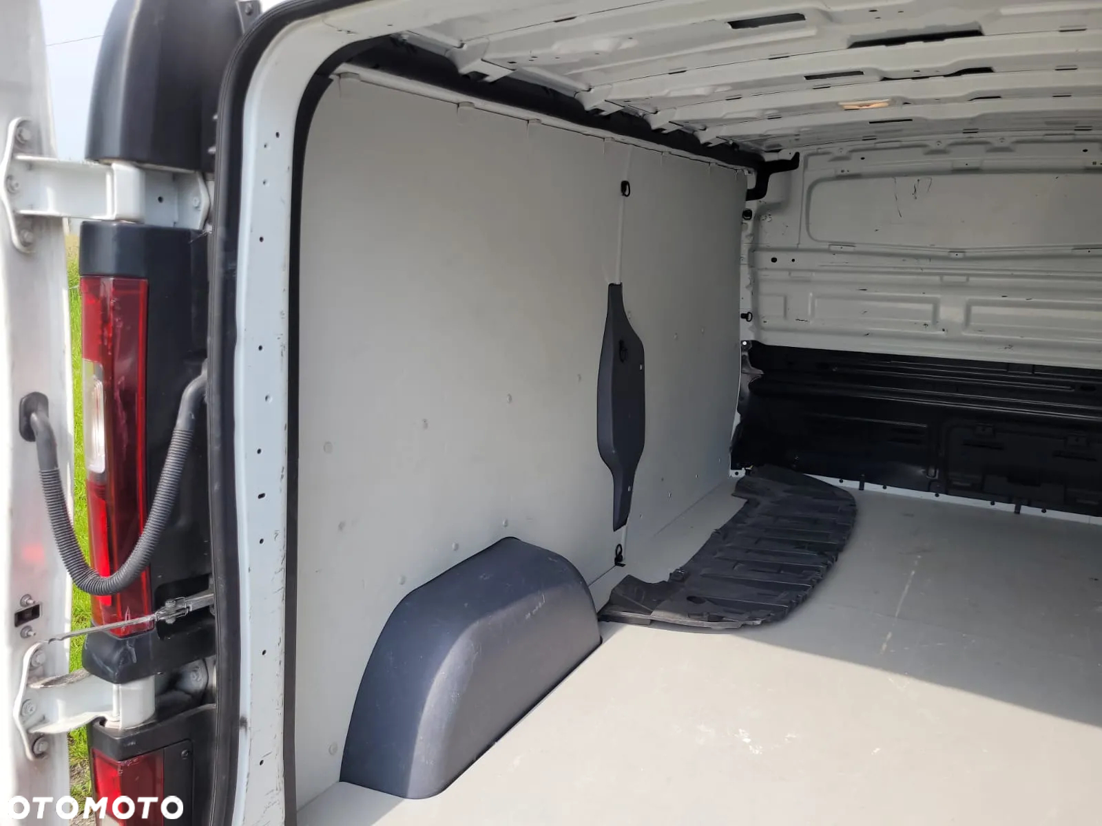 Renault Trafic LIFT 2.0 D 130 km*LONG*Jak nowy*FV23%*2023r*Klima*NAVI*! - 10