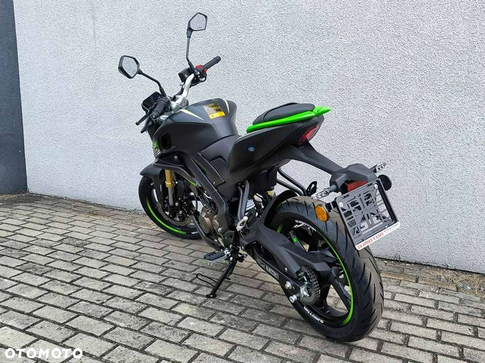 QJMOTOR SRK 125S - 22