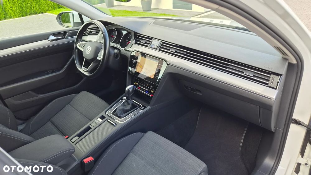 Volkswagen Passat Variant 2.0 TDI BMT Highline DSG - 10