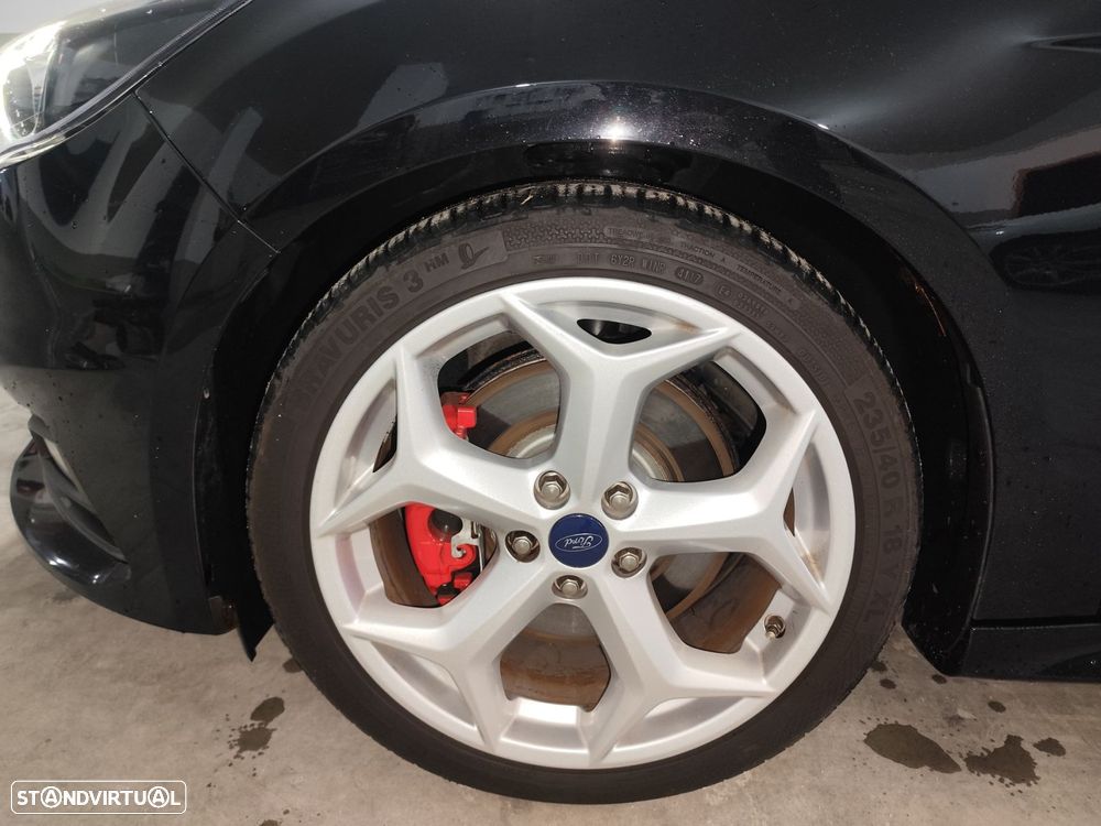 Ford Focus 2.0 TDCi ST-2 - 18