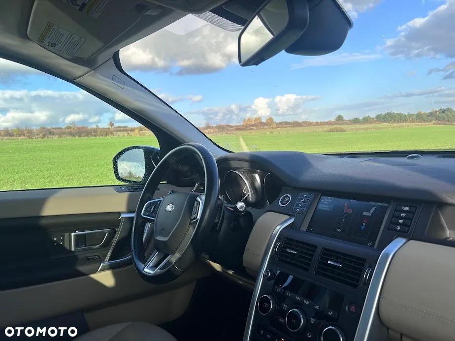 Land Rover Discovery Sport - 16