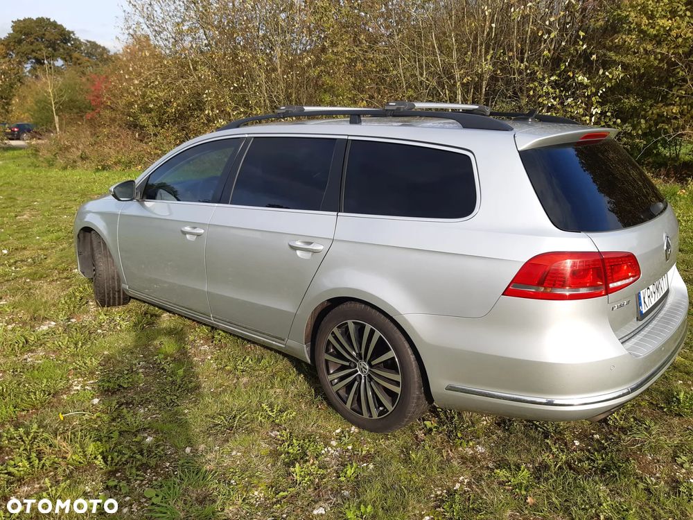 Volkswagen Passat 2.0 TDI Highline R-Style - 3