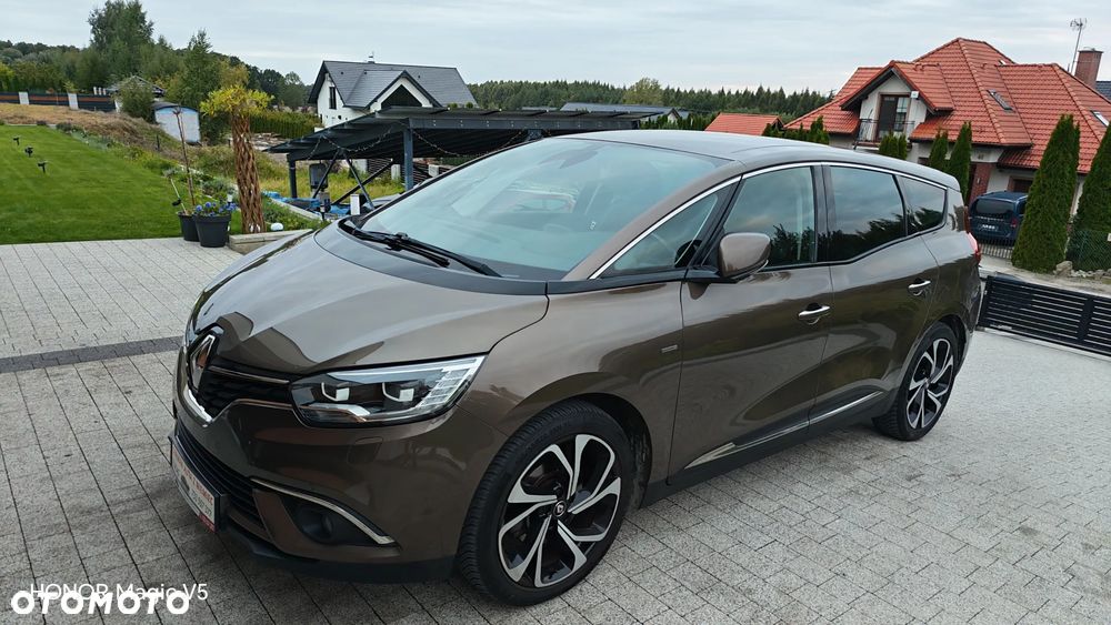 Renault Grand Scenic - 13