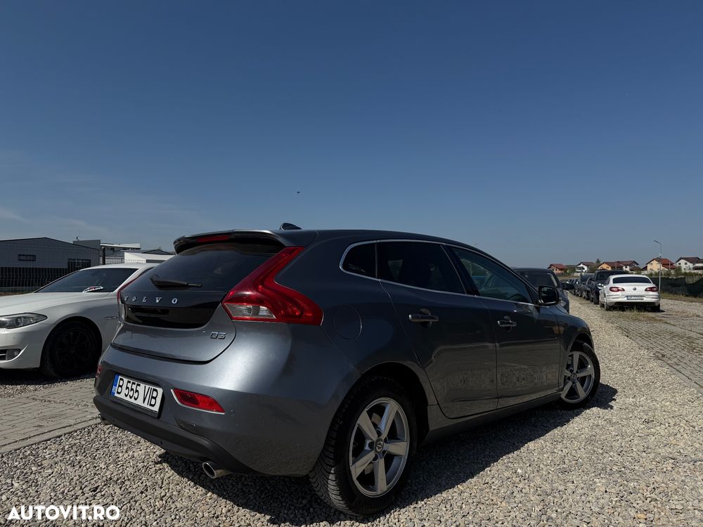 Volvo V40 D3 Summum - 3