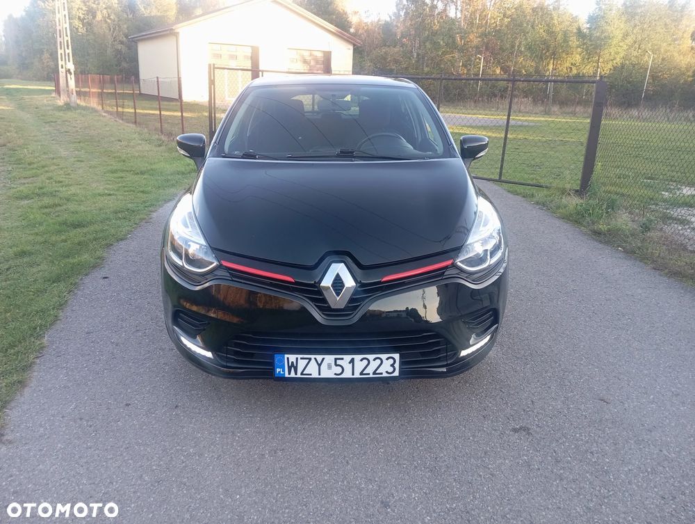 Renault Clio - 12