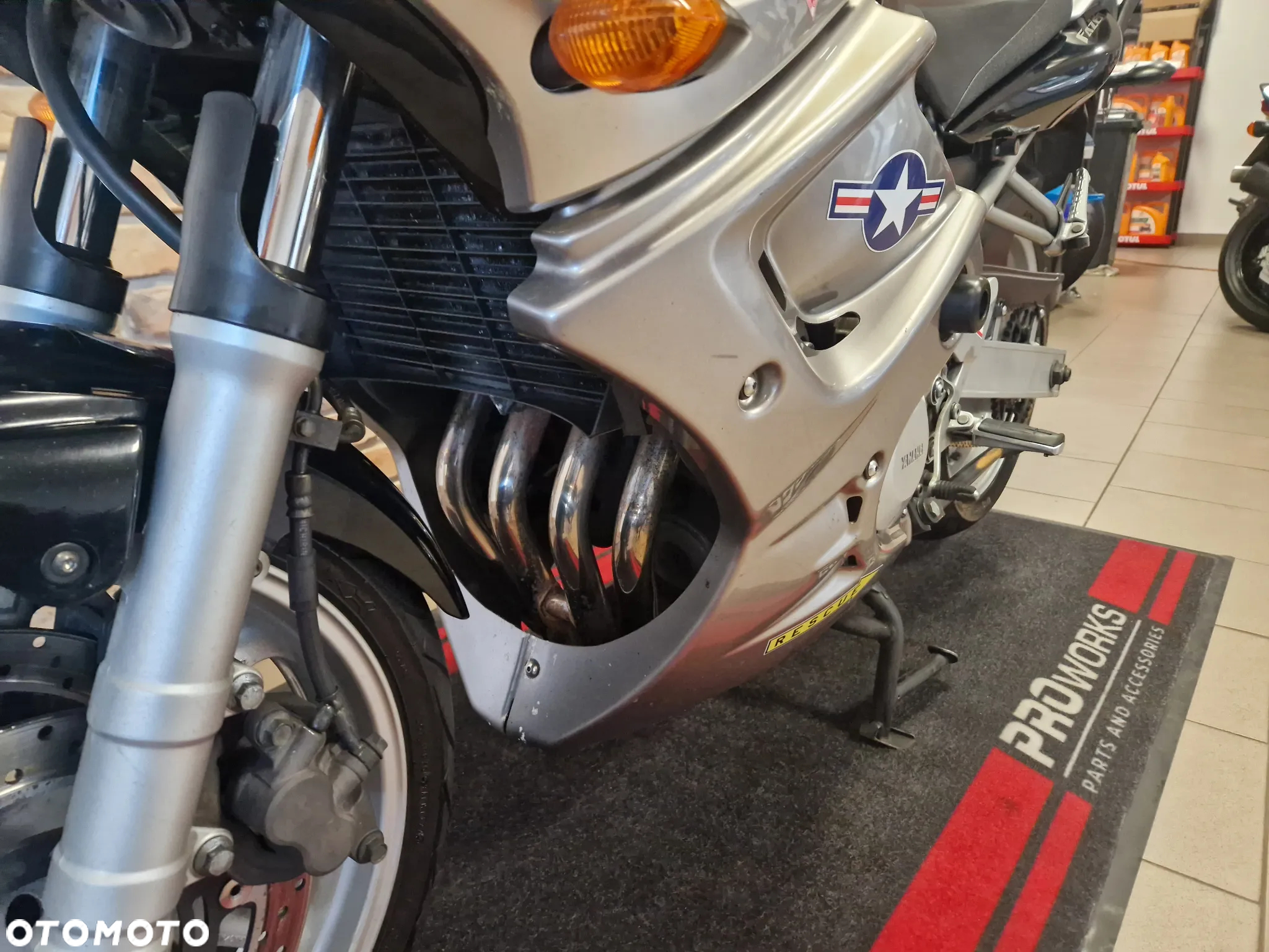 Yamaha FZ6 - 29