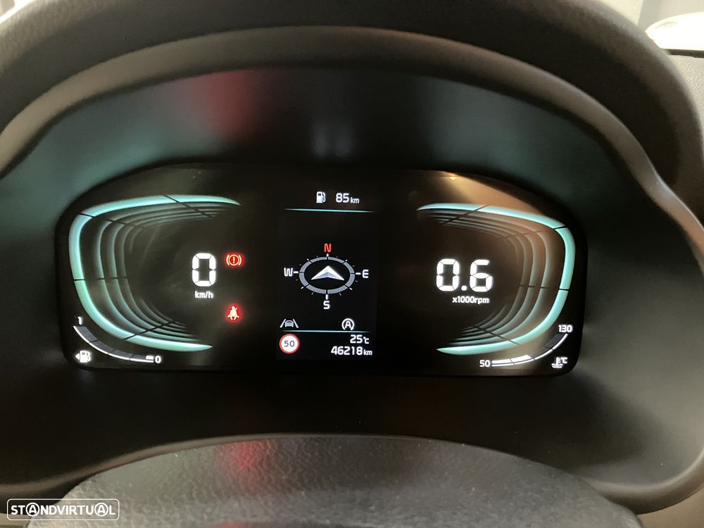Kia Stonic - 35