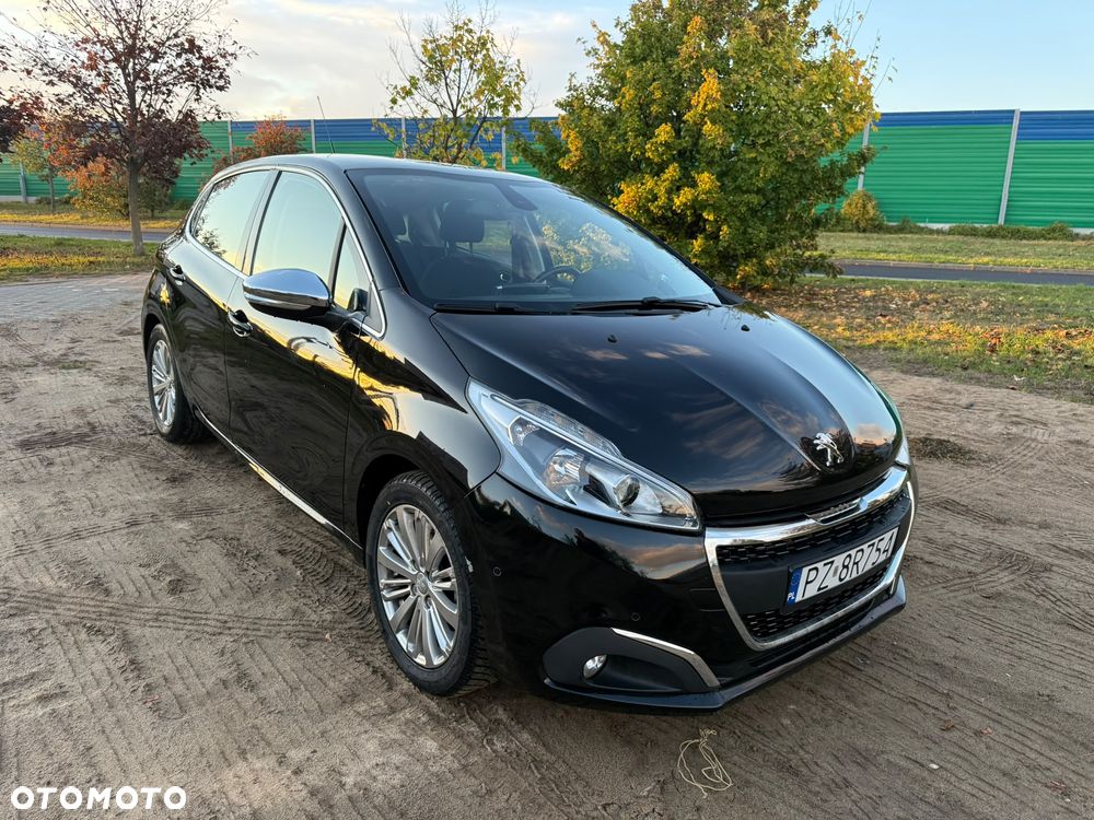 Peugeot 208 PureTech 82 Allure - 2