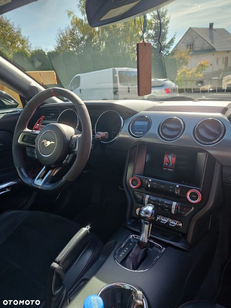 Ford Mustang 5.0 V8 GT - 22