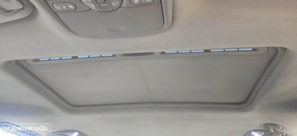 Kia Carnival 2.9 CRDi EX Top - 23