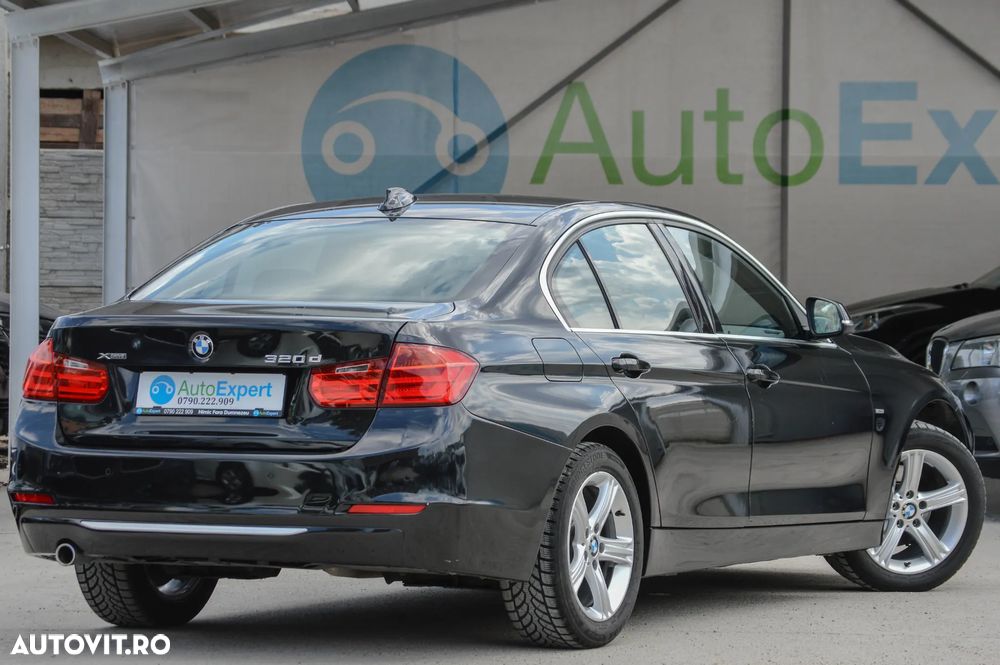 BMW Seria 3 320d xDrive DPF Aut. Edition Sport - 18