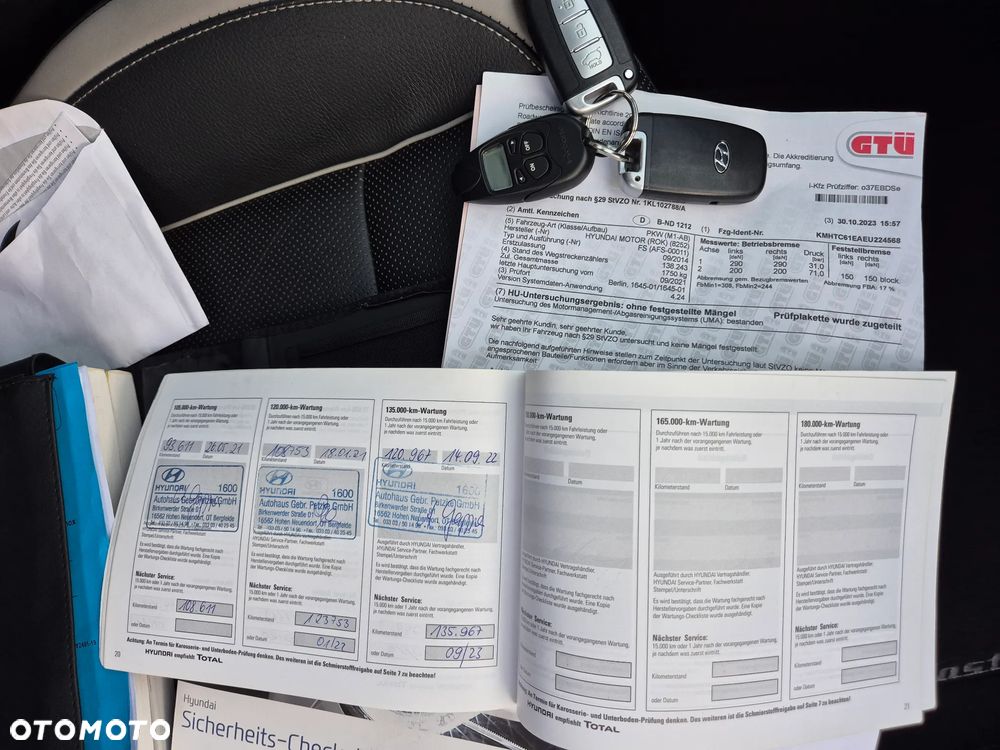 Hyundai Veloster 1.6 Turbo Premium - 39