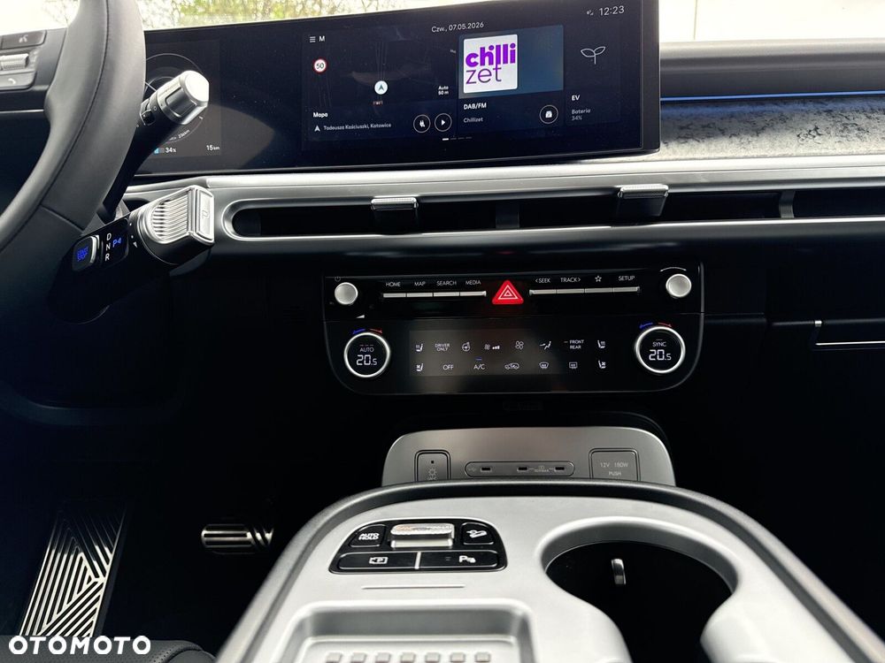 Hyundai IONIQ 9 110kWh Calligraphy AWD - 15
