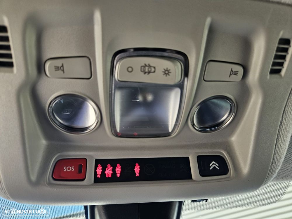 Citroën C3 1.2 PureTech Shine - 41