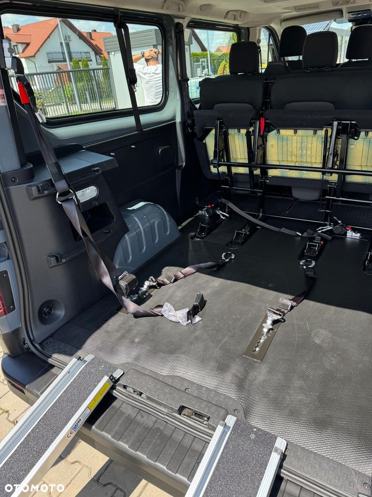 Renault TRAFIC 2.0, 9 osobowy Homologacja dla Osób Niepełnosprawnych na Wózku PEFRON - 29
