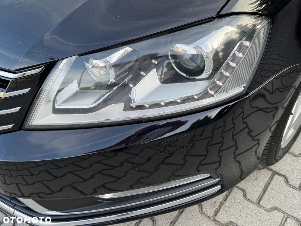 Volkswagen Passat Variant ver-variant-2-0-tdi-bluemotion-technology-highline - 16