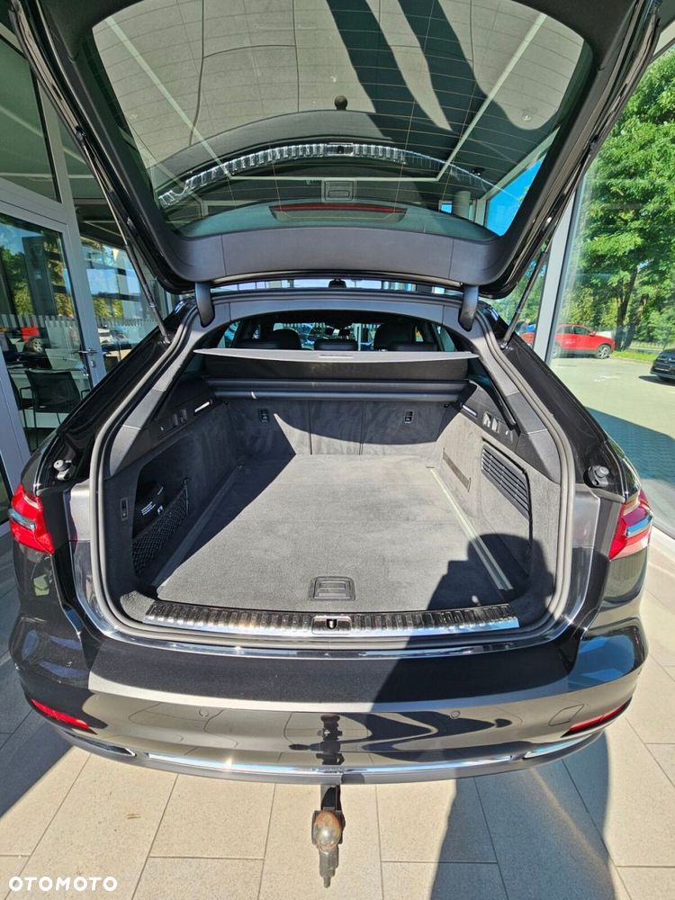 Audi A6 Avant - 33