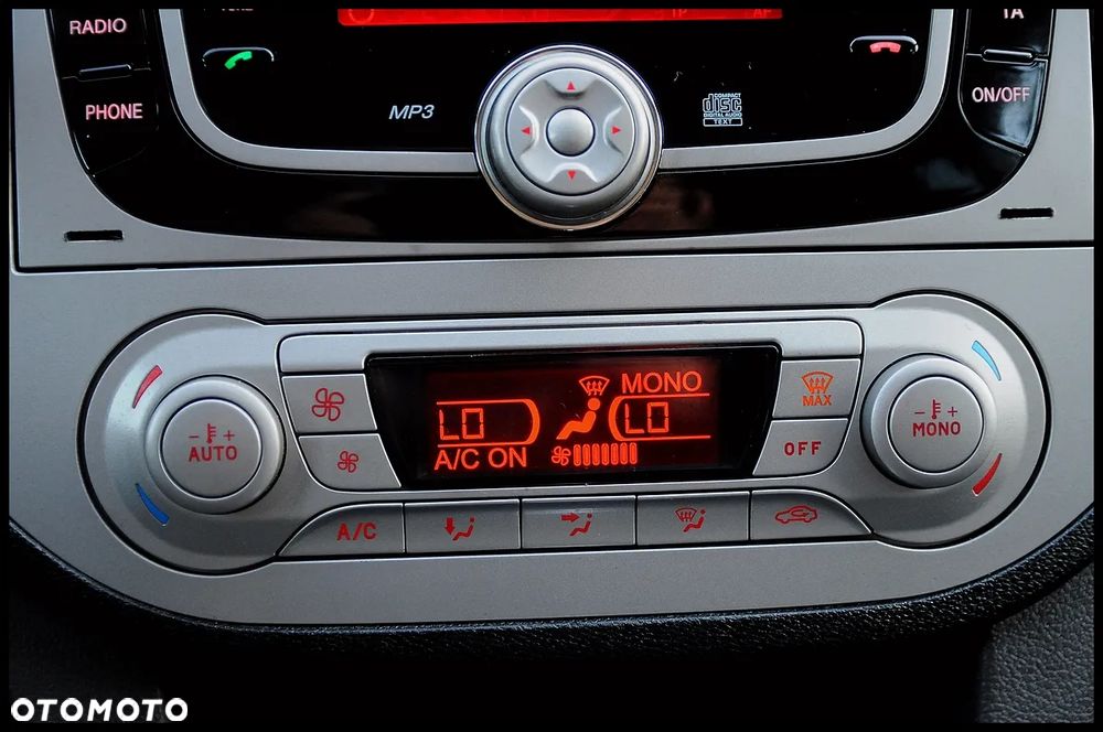 Ford Kuga 2.0 TDCi Titanium - 7