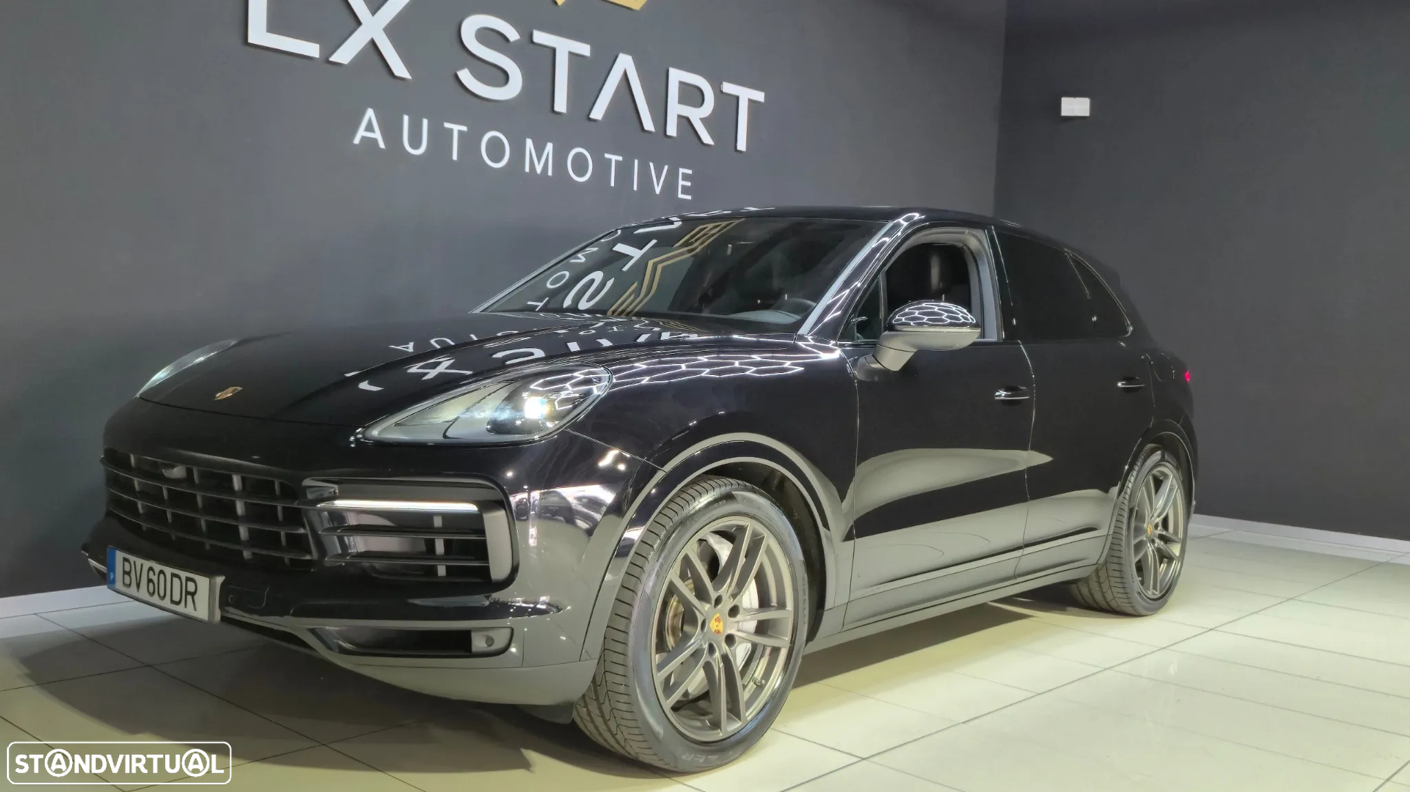 Porsche Cayenne E-Hybrid Platinum Edition - 2