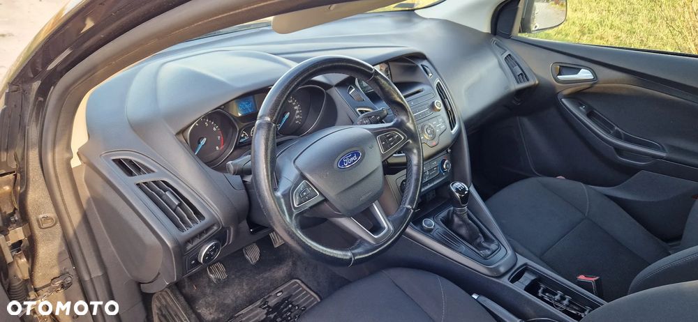 Ford Focus 1.6 Trend - 5