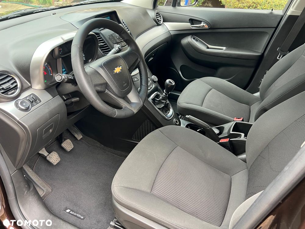 Chevrolet Orlando - 14