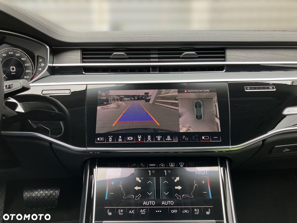 Audi A8 - 32