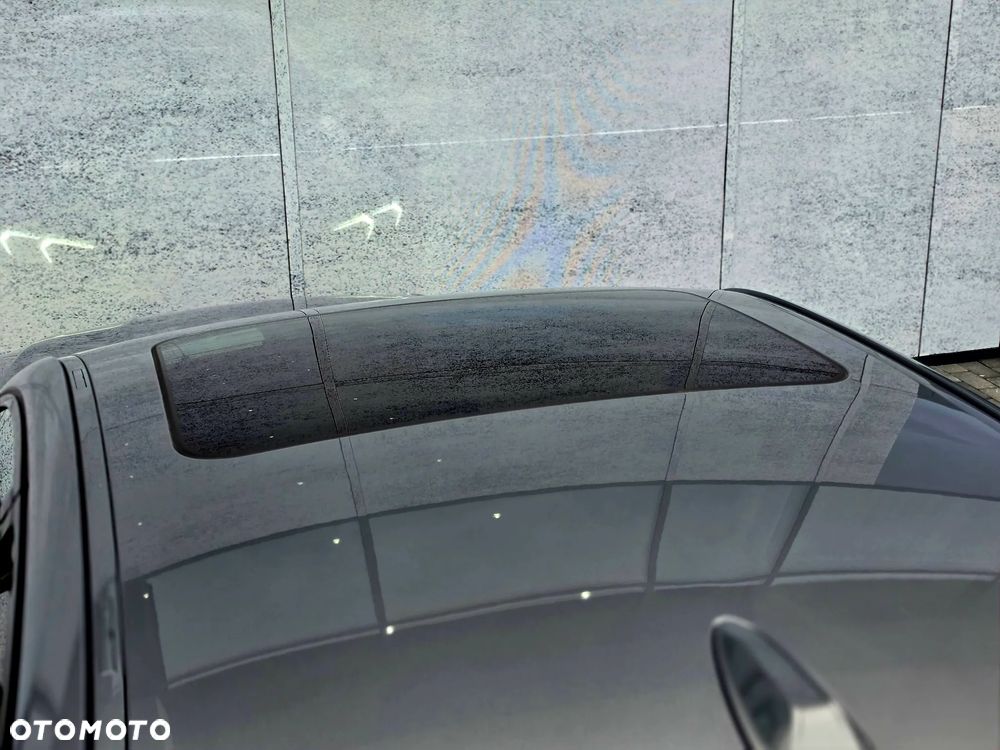 BMW Seria 3 330i xDrive M Sport sport - 18