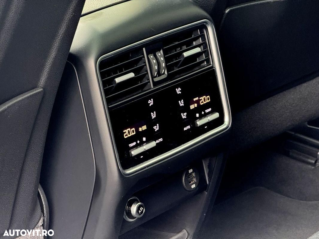 Porsche Cayenne - 28