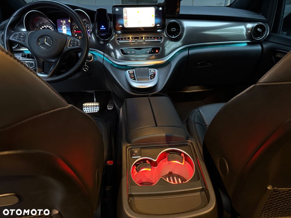 Mercedes-Benz Klasa V 300 d 4-Matic Exclusive 9G-Tronic (d³ugi) - 34