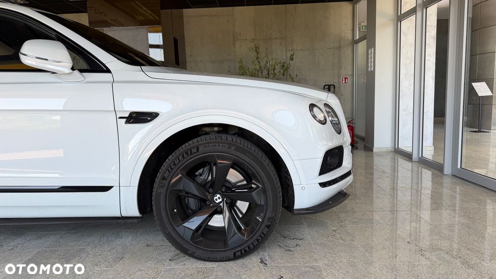 Bentley Bentayga - 36
