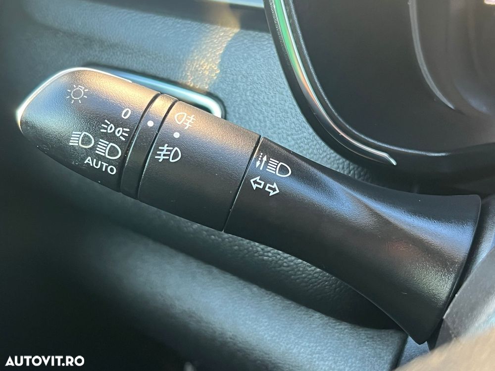 Renault Kadjar TCe EDC GPF Black Edition - 22