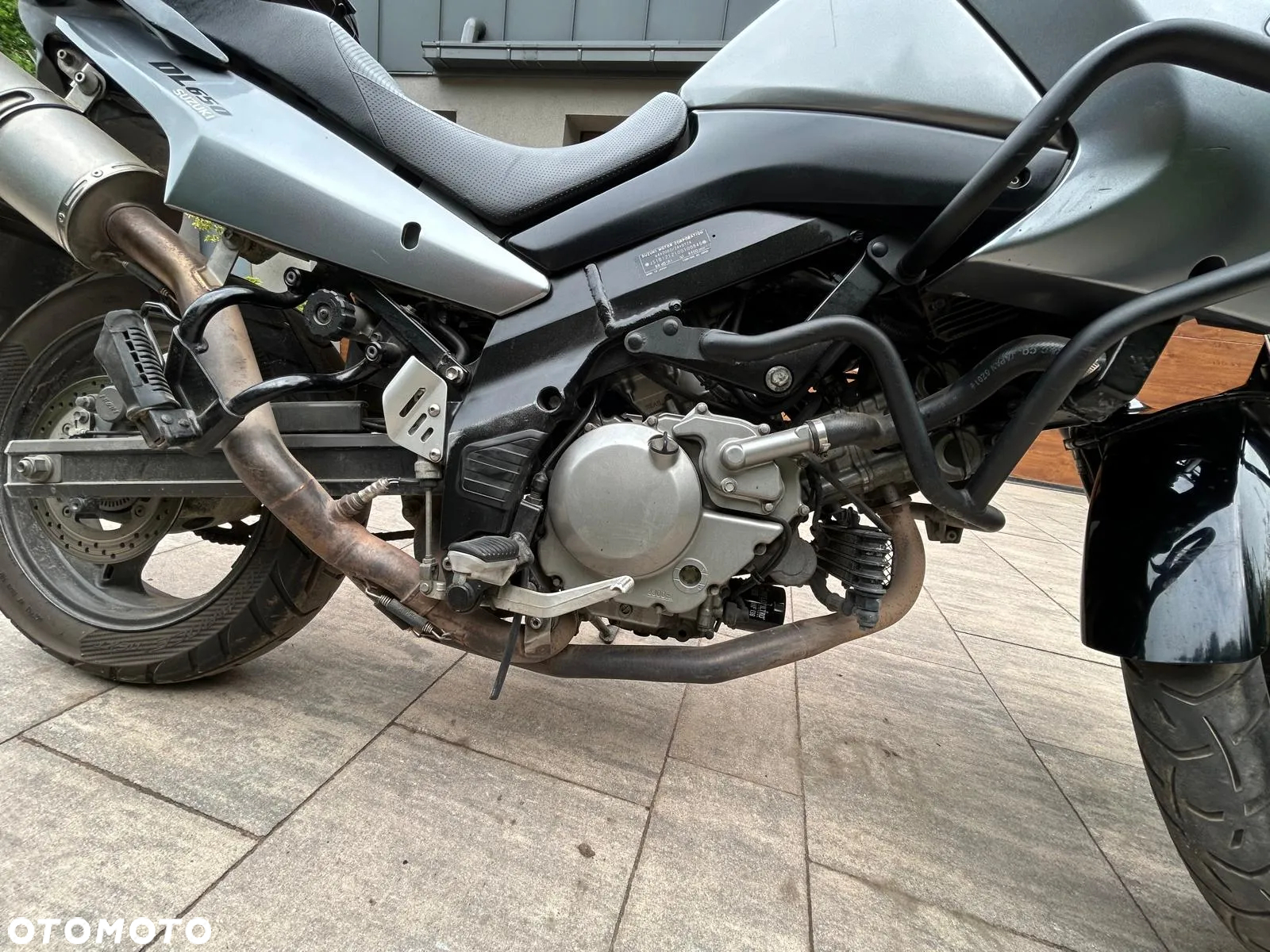 Suzuki V-STROM - 6