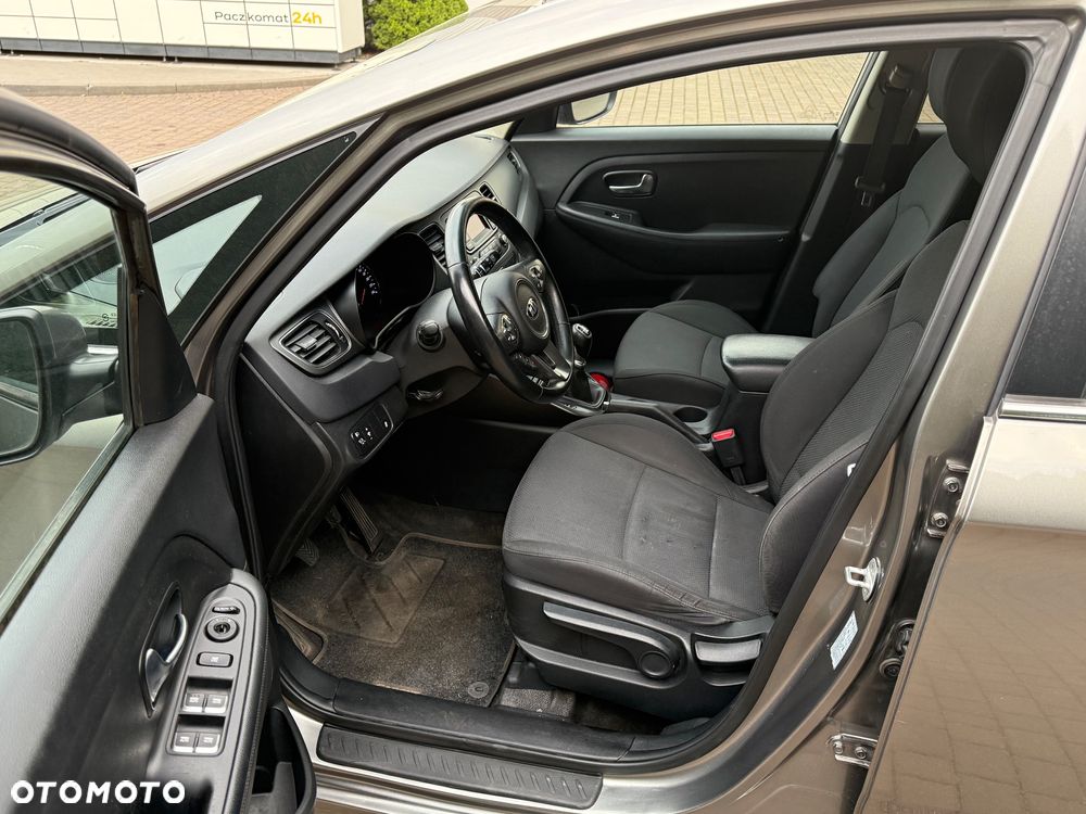 Kia Carens 1.7 CRDi S 7os - 14