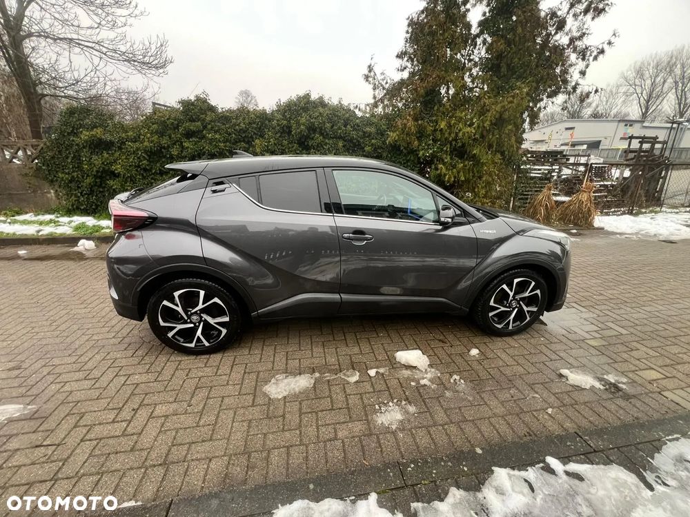Toyota C-HR 1.8 Hybrid Neon Lime powered by JBL - 6