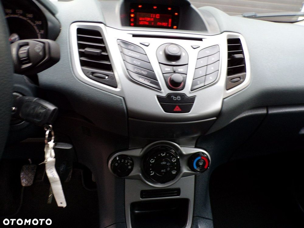 Ford Fiesta - 20