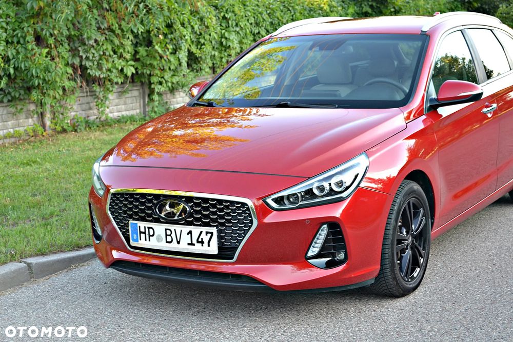 Hyundai i30 blue 1.6 CRDi Premium - 5