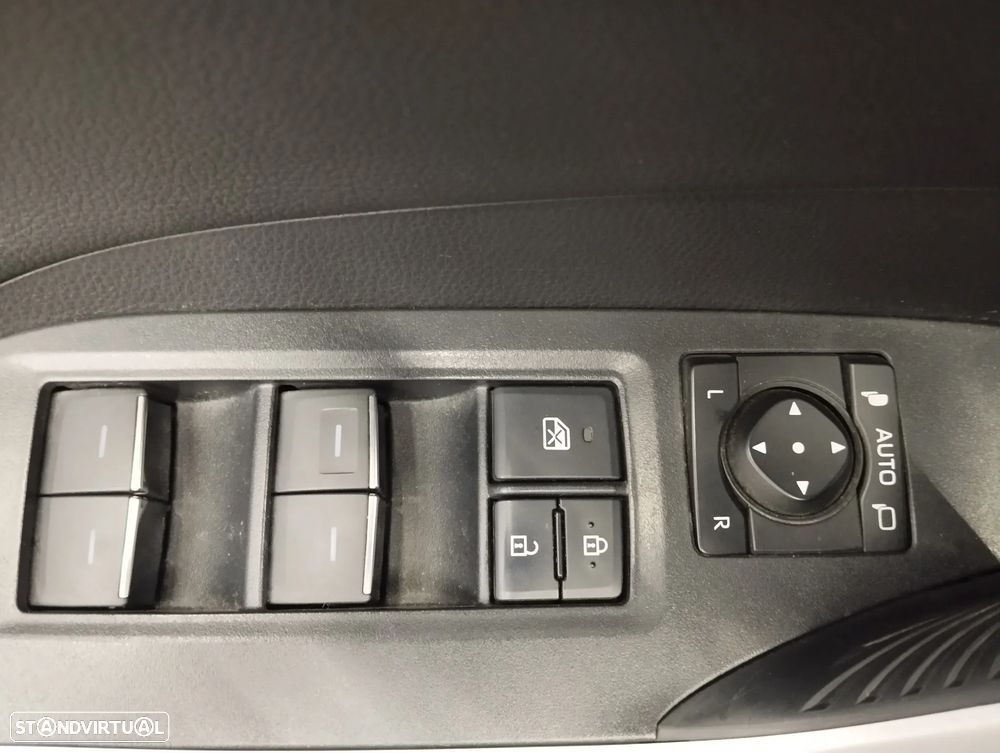 Toyota RAV4 2.5 HDF Plug-in Comfort AWD-i - 20