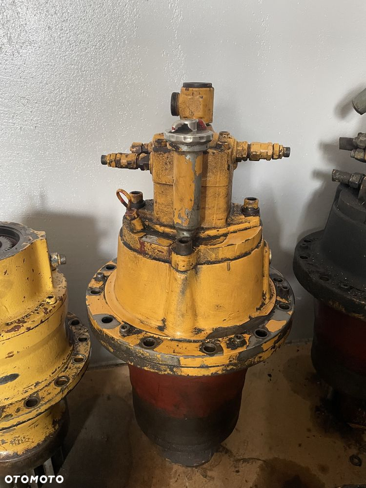 Reduktor obrotu sat 250/201 koparka liebherr 912, 922 - 2
