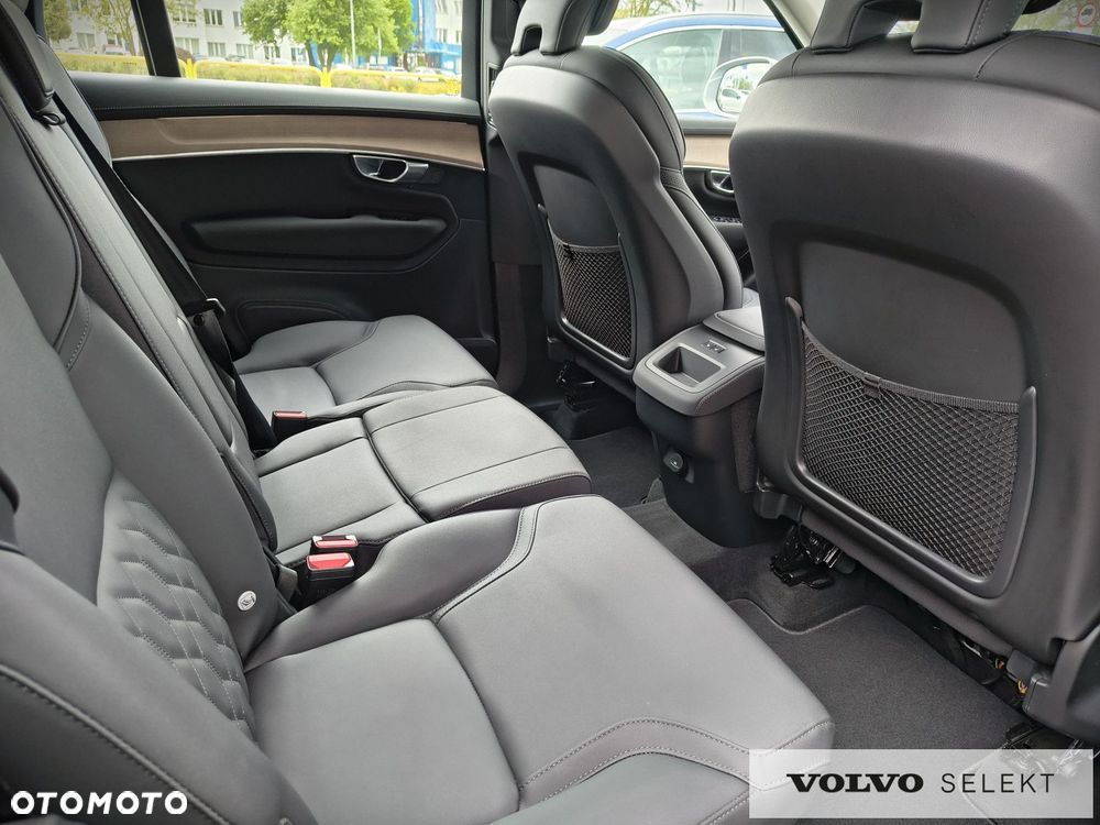 Volvo XC 90 - 26
