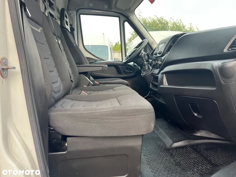 Iveco Daily 35C14 L4H2 2,3 140 KM klima tempomat - 21