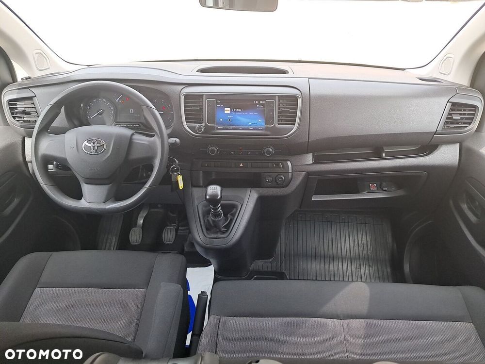 Toyota PROACE VERSO - 15