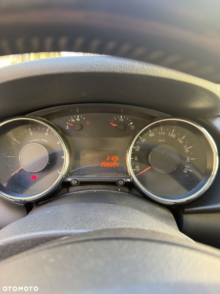 Peugeot 3008 1.6 Trendy - 8