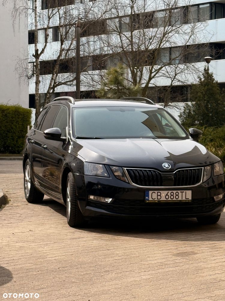 Skoda Octavia 1.6 TDI Ambition DSG - 3