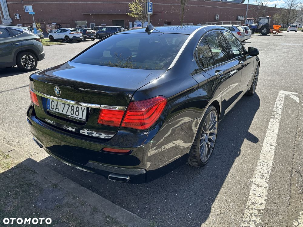 BMW Seria 7 740d - 5