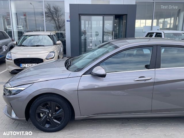 Hyundai Elantra 1.6 l 123 CP 6MT Highway - 3