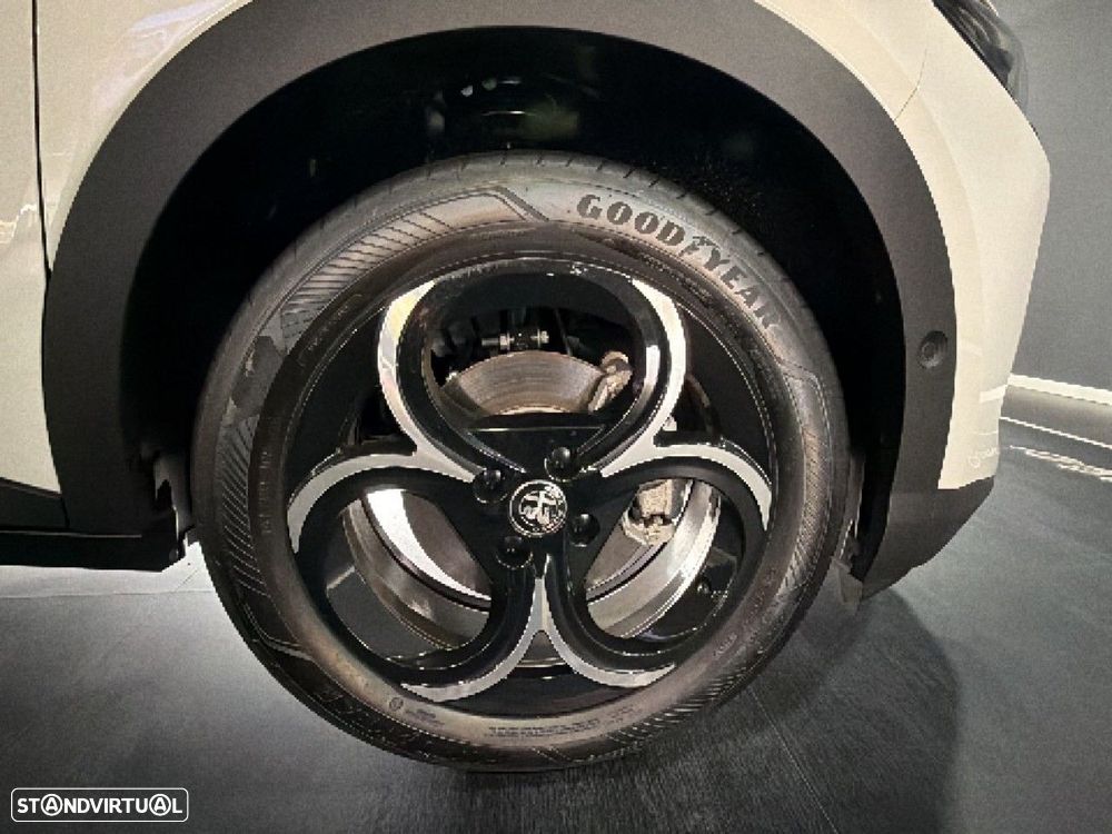 Alfa Romeo Junior Elletrica 50 kWh - 8