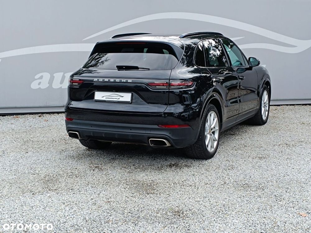 Porsche Cayenne Standard - 21