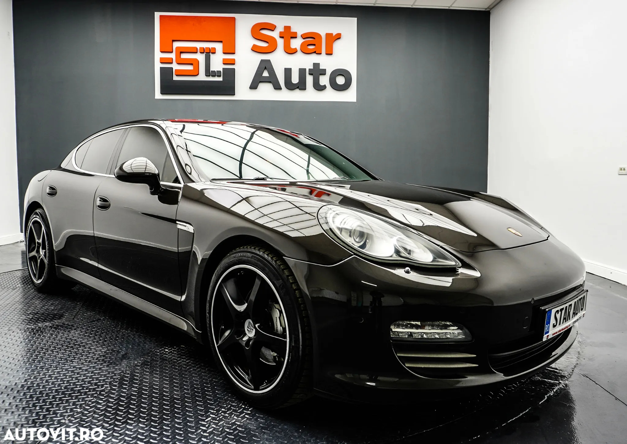 Porsche Panamera 4S PDK - 4