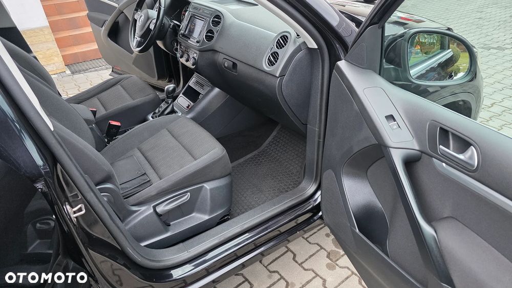Volkswagen Tiguan 2.0 TDI SCR 4MOTION BlueMotion Technology DSG Track & Style - 24